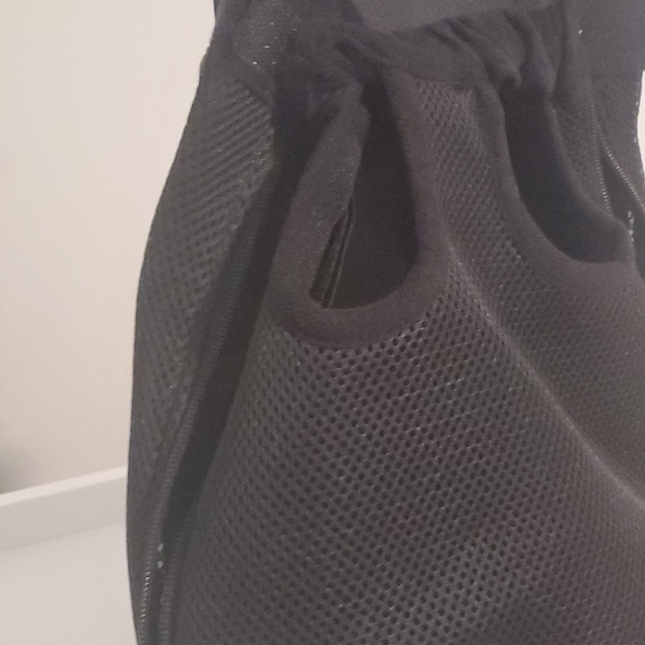 PAWBOO black pet carrier backpack - Picture 5 of 5